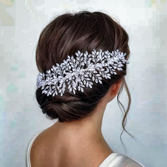 Yon Yon Headpiece (worn once) - Picture 2 of 3